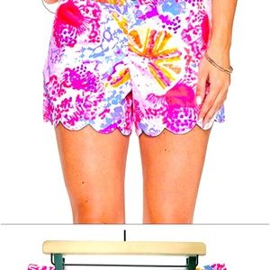 Lilly Pulitzer Shorts Size8